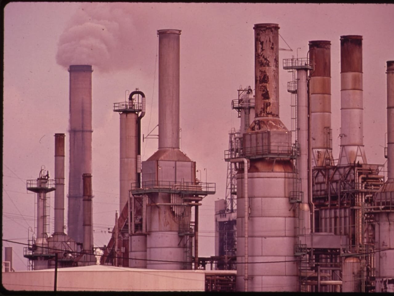 ISO tanks and petrochemical bulk resin shipment